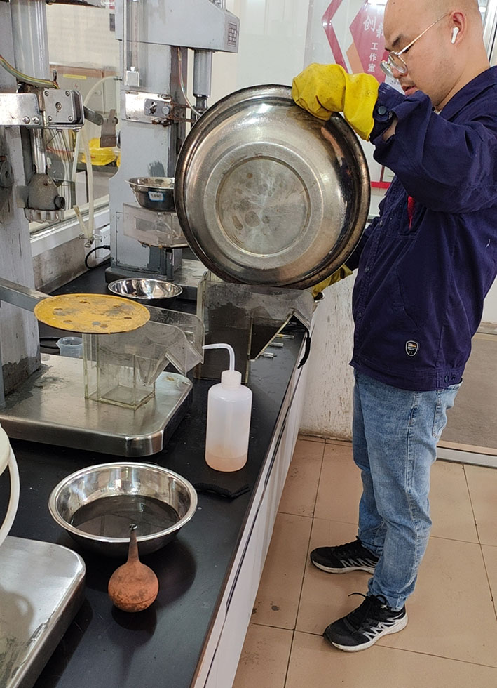 湖南华麒资源环境科技发展有限公司,矿物加工,铅锌选矿,选矿药剂,废水治理,无石灰选矿,矿山废水,低碱度浮选